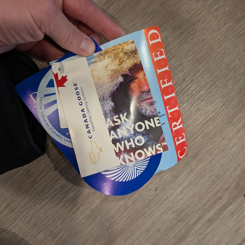 Women's Canada Goose Down Parka XS - Picture 10 of 17